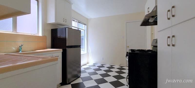 1st image of 1731 Chestnut St APT 5