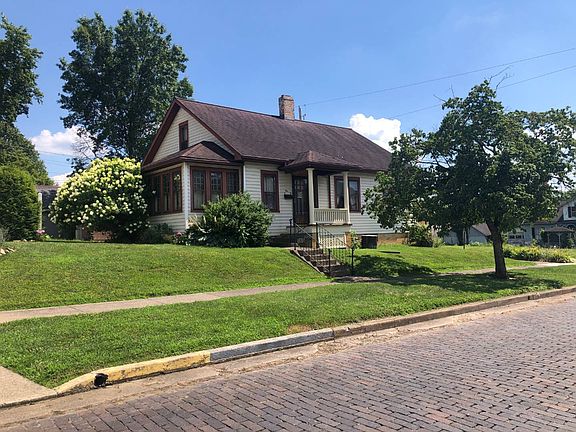 2nd image of 106 Church St #0
