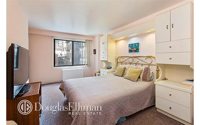 Sold by Douglas Elliman | media 11