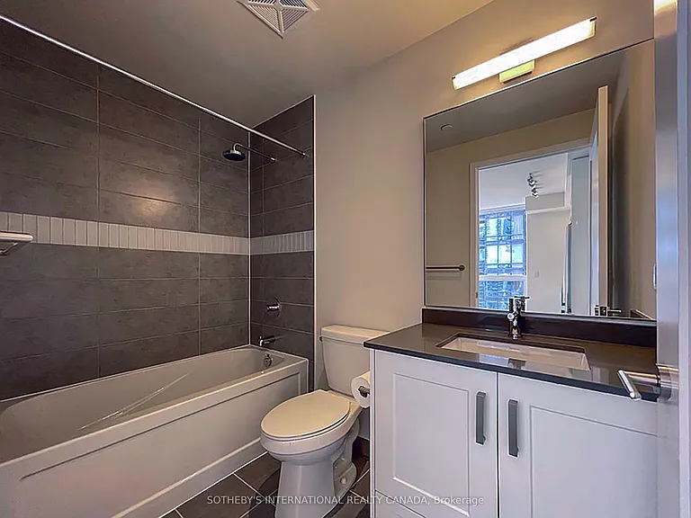 99 John St #3807 — Photo 11