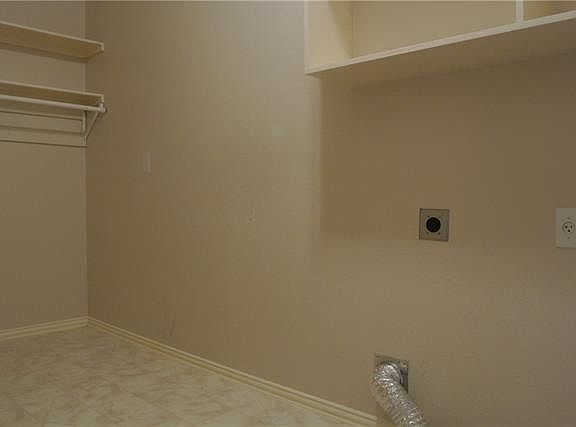 4th image of 6625 Sunrise Dr