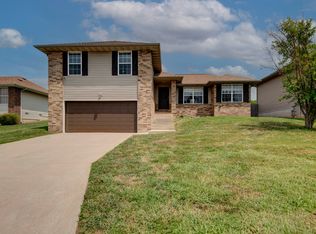 3808 N Spring Brooke Ave, Springfield, MO 65803