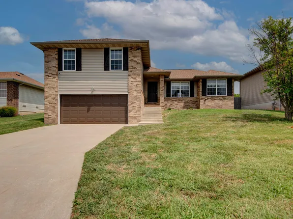 3808 N Spring Brooke Avenue, Springfield, MO 65803