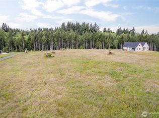 214 Ash Mountain Dr, Castle Rock, WA 98611