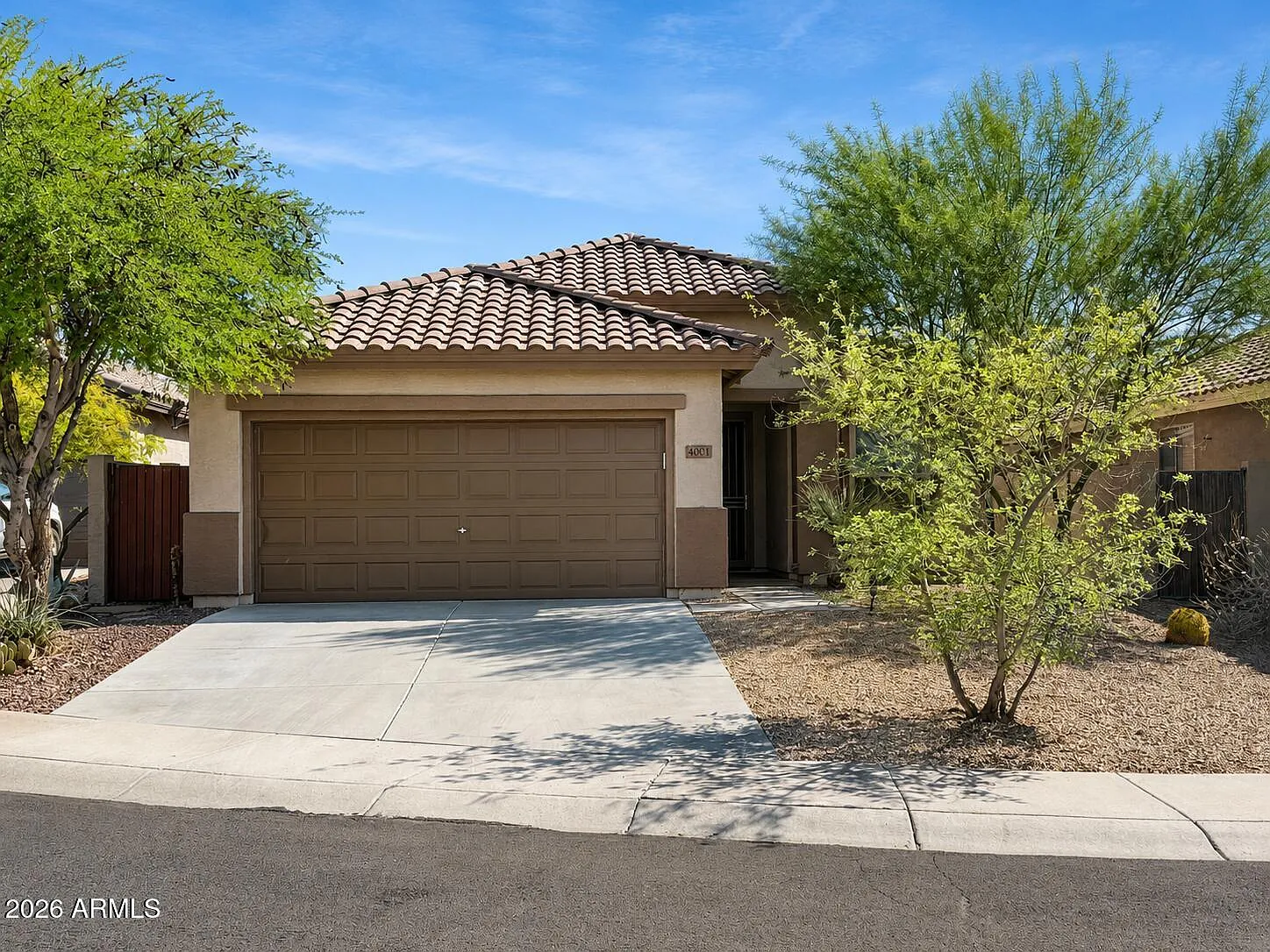 3 bed, 2.0 bath, 1230 sqft, $2,500 — Photo 2