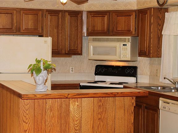 4th image of 5044 Butler Rd