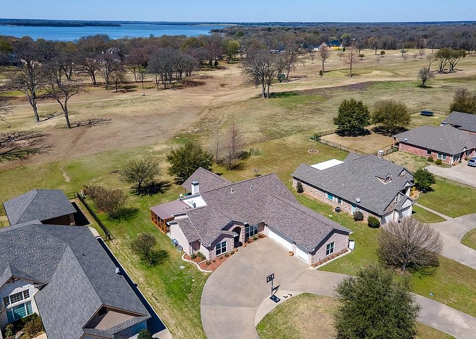 1st image of 17822 Country Club Dr