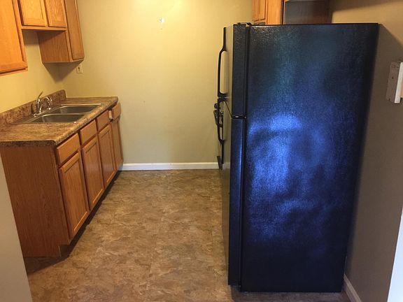 4th image of 96 11th St