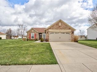 1207 Kinross Dr, Avon, IN
