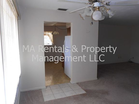 4th image of 901 Monet St