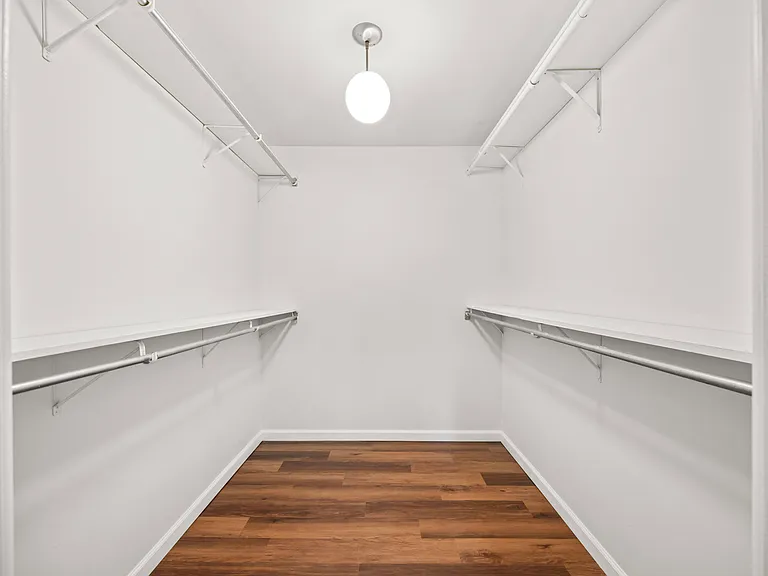 1206 E Fairview St #305 — Photo 18