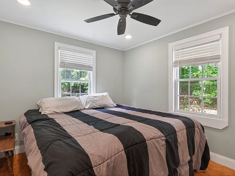 1 Abbott Cir — Photo 14