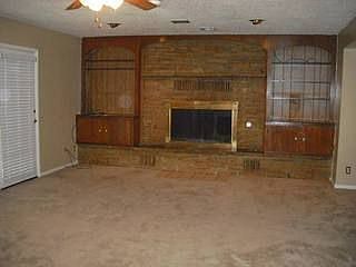 2nd image of 519 SW 10th St