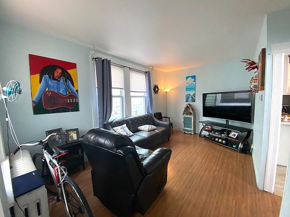 3rd image of 214 Beach 117th St