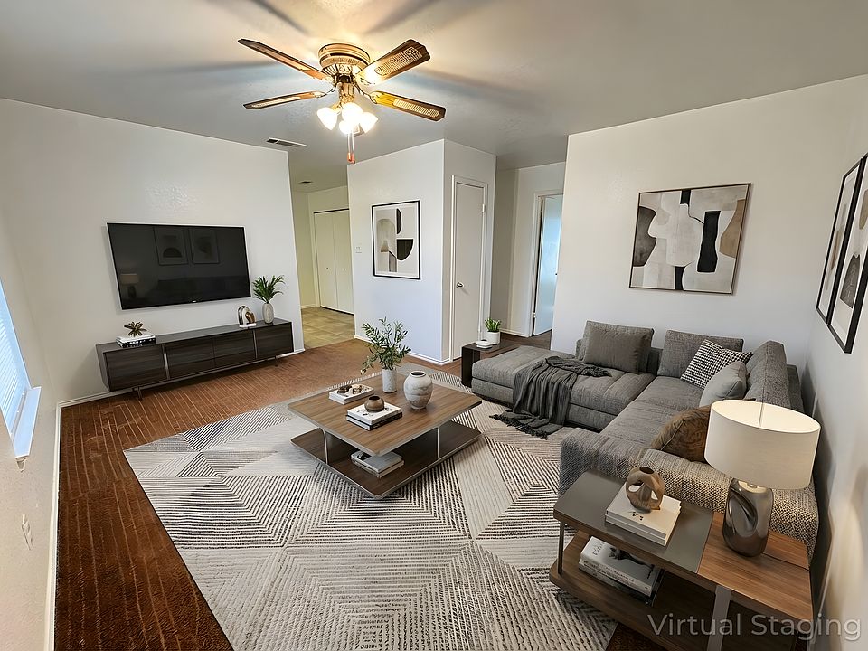 1st image of 1902 Windward Dr APT C