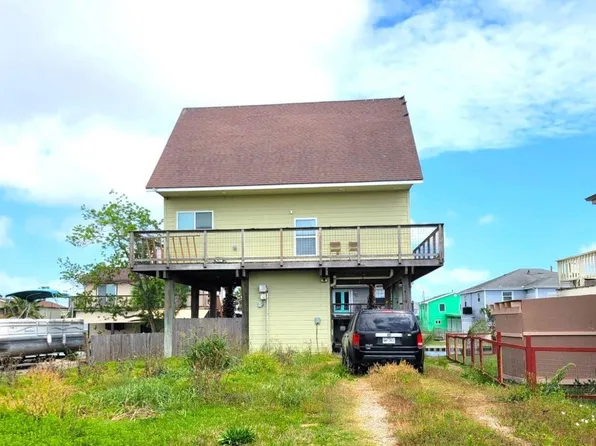 7115 Stingray St, Hitchcock, TX 77563
