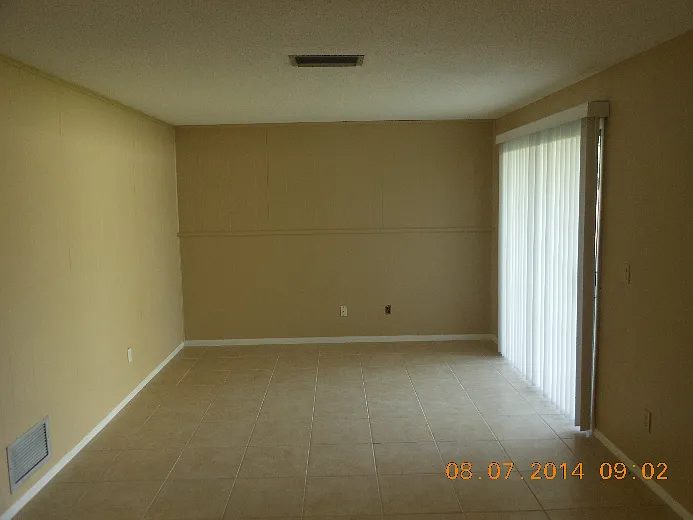 977 Whiporwill Dr — Photo 3