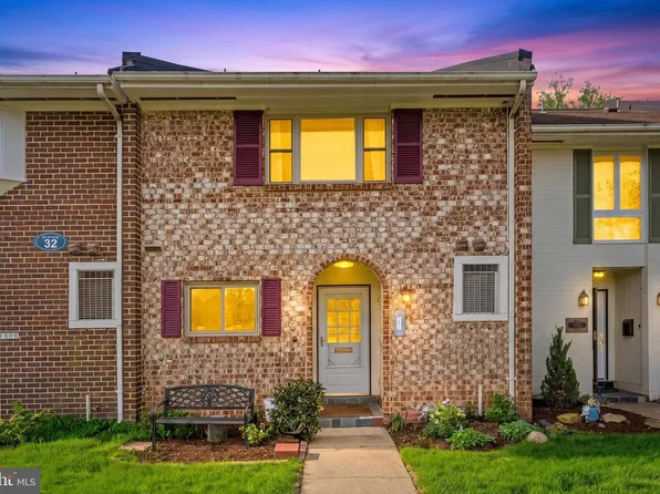 3590 Gleneagles Dr Unit 32-F, Silver Spring, MD 20906