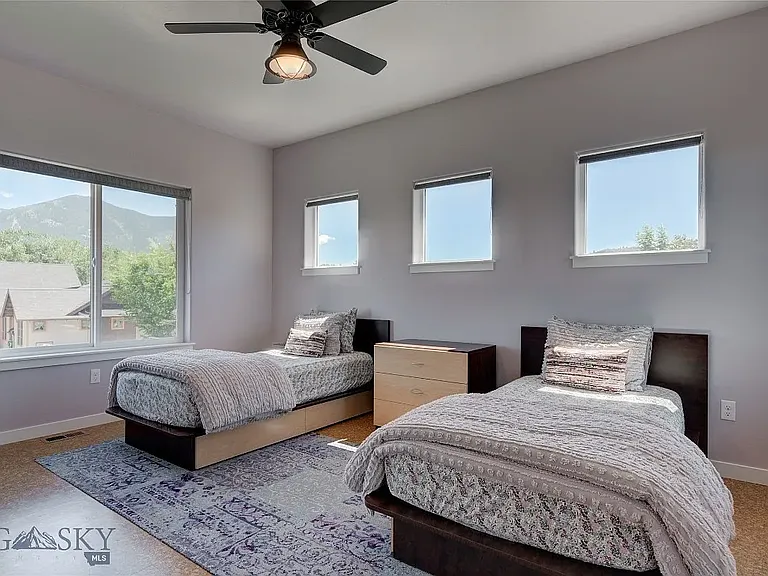 1596 Maiden Spirit St — Photo 22