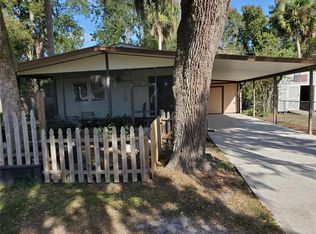 110 Magnolia St, Satsuma, FL 32189