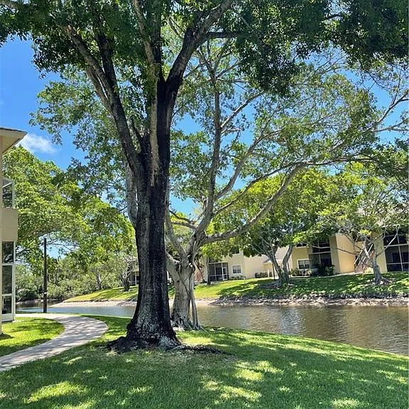 640 Cypress Club Way #J12 — Photo 11