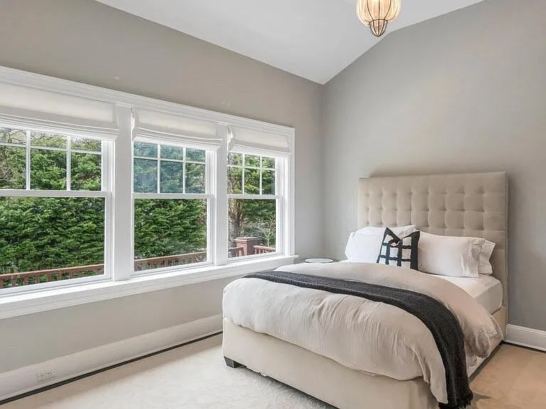 2244 Noyac Rd — Photo 32