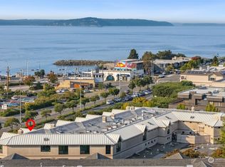 110 James St APT 304, Edmonds, WA 98020