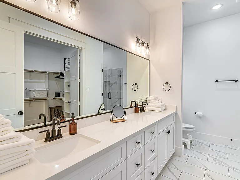 1503 Egypt St — Photo 15