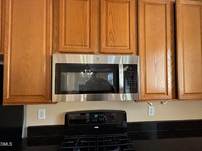302 Lime Creek Ct — Photo 8