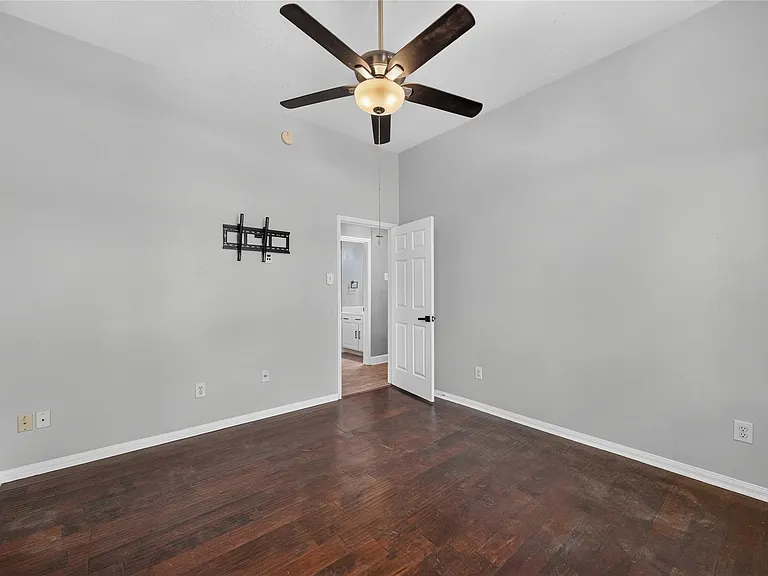 3519 Crescent Dr — Photo 14