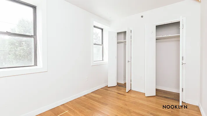 Rented by Nooklyn NYC LLC | media 17