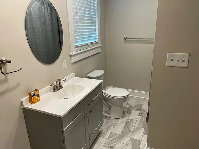 2 bed, 832 sqft, $1,775 — Photo 3