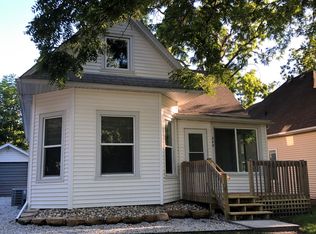 808 7th St, Ames, IA 50010