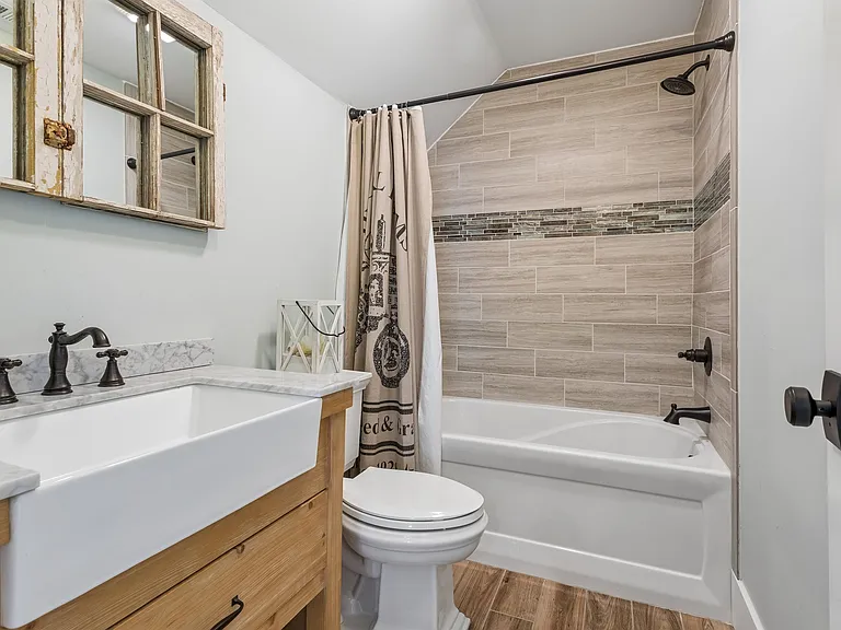 6450 Stewart Rd — Photo 37