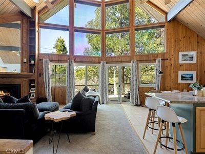 735 Bishorn Dr, Lake Arrowhead, CA, 92352