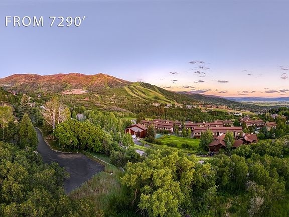 3rd image of 1284 Overlook Dr, 2120 Glacier Rdg