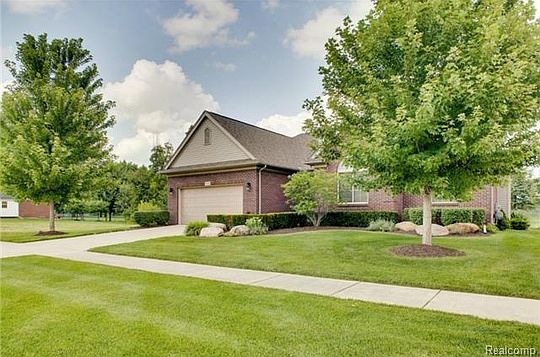 2nd image of 47248 Brennan Dr