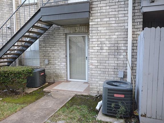 5th image of 9700 Leawood Blvd APT 1303