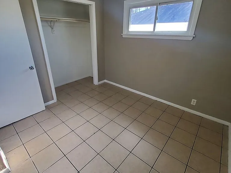 5657-5659 N 60th St. (Duplex) — Photo 7