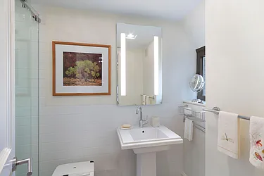 Sold by Nest Seekers International