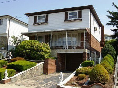 2nd image of 14218 13th Ave