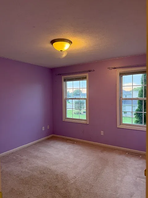 4 bed, 2.5 bath, 2024 sqft, $2,750 — Photo 4