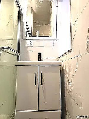 5th image of 456 W 47th St APT 3B