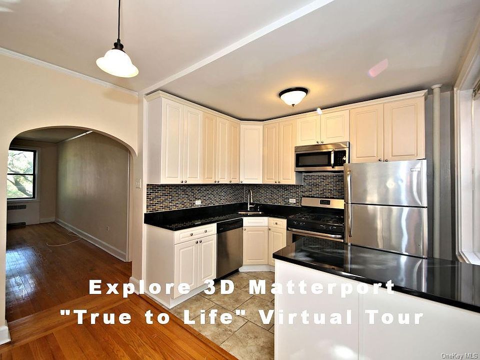 1st image of 424C Larchmont Acre W #4C