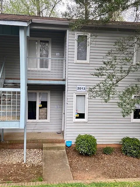 2013 Stoney Point Ln Unit 37 photo 1