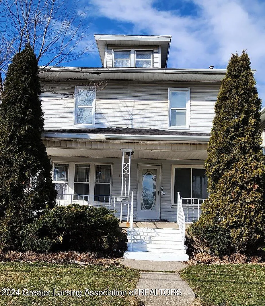 1812 Herbert St photo 1