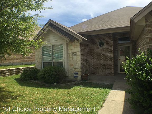 2nd image of 5932 Highcrest Dr