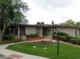 6483 Stair St, Downers Grove, IL 60516