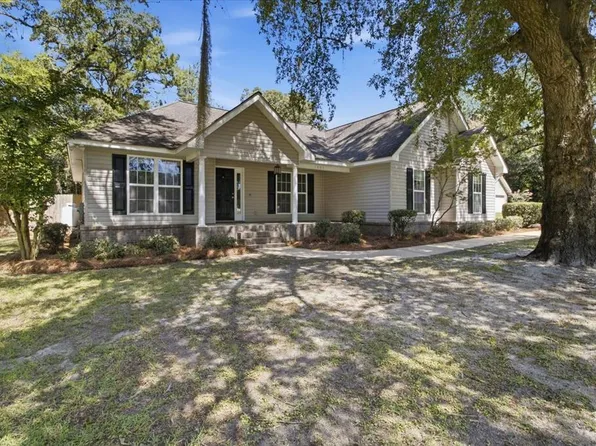 1403 Hemlock Dr, Bainbridge, GA 39817