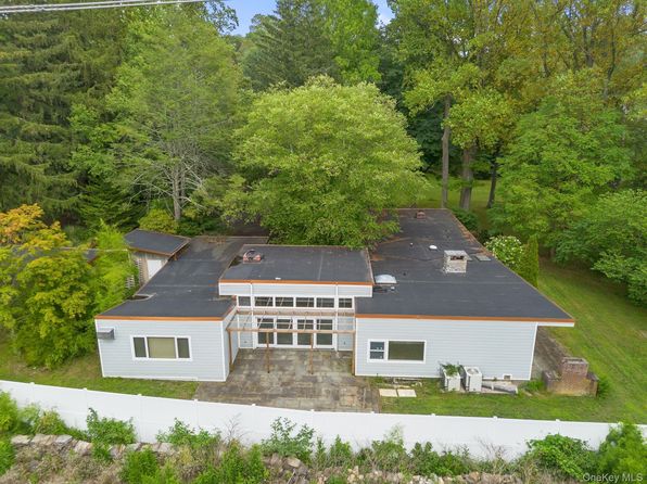 36 Crosshill Rd